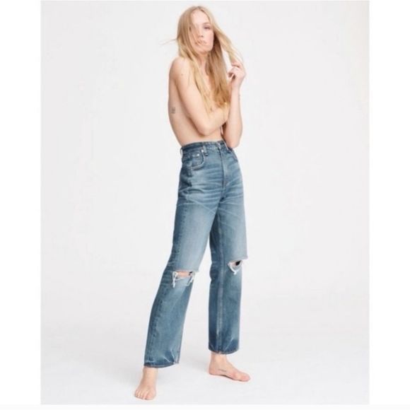 rag & bone Denim - High rise, straight leg Rag & bone distressed jeans size 29!